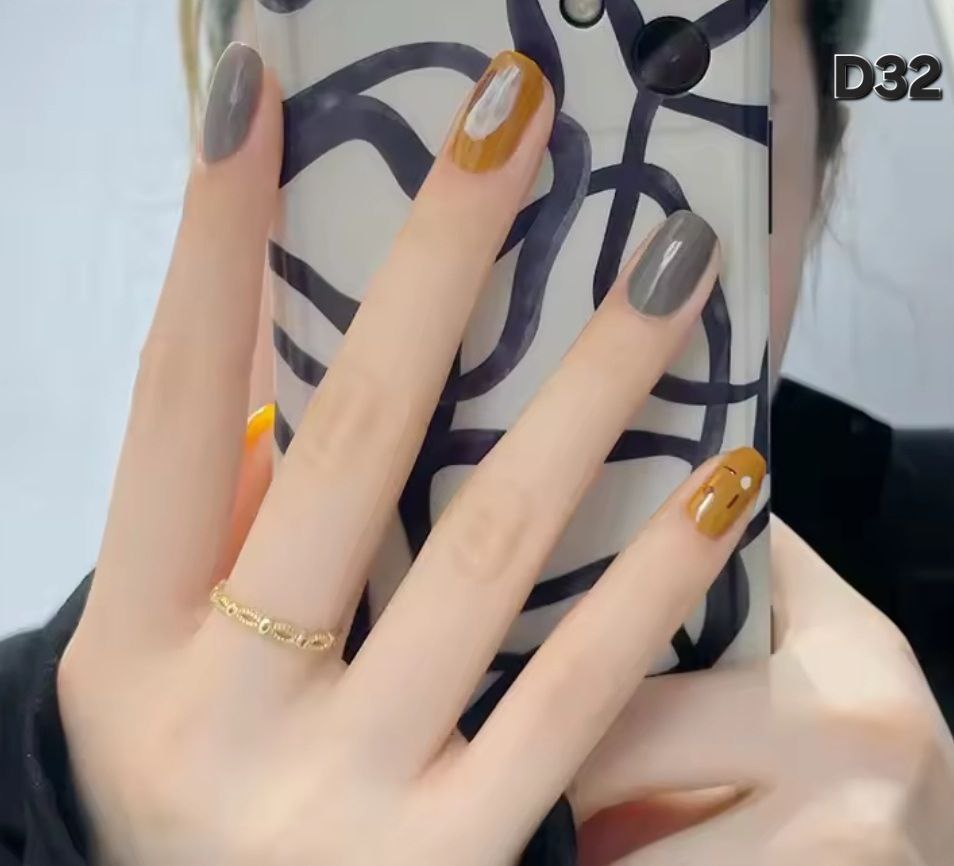 Double Color Nail Polish
